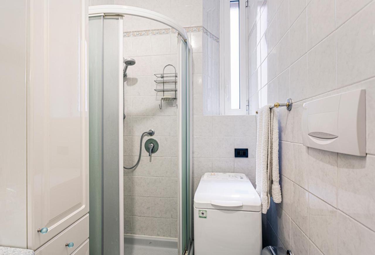 Your Cozy Home In Milan - Via Rovereto Esterno foto